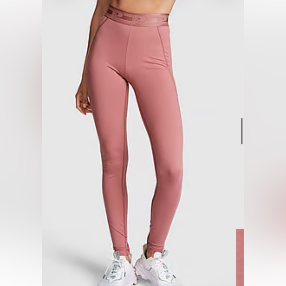 Pink VS - Picture 2 of 2
